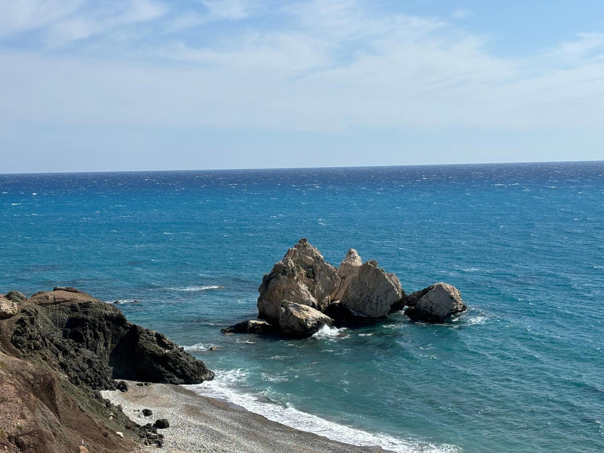 Anna's Place 2b, Paphos, Pool Apartament