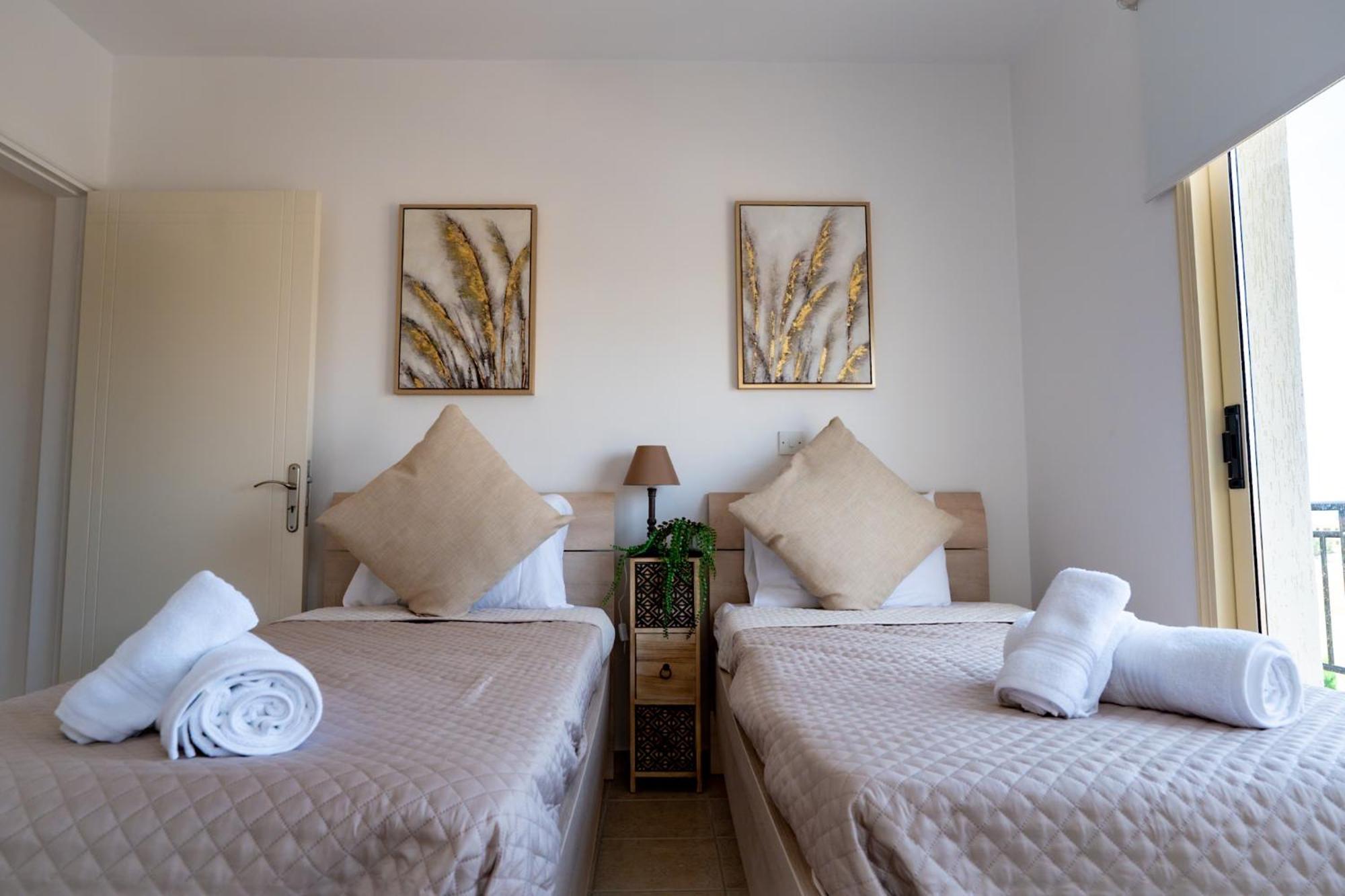 Anna's Place 2b, Paphos, Pool Pafos