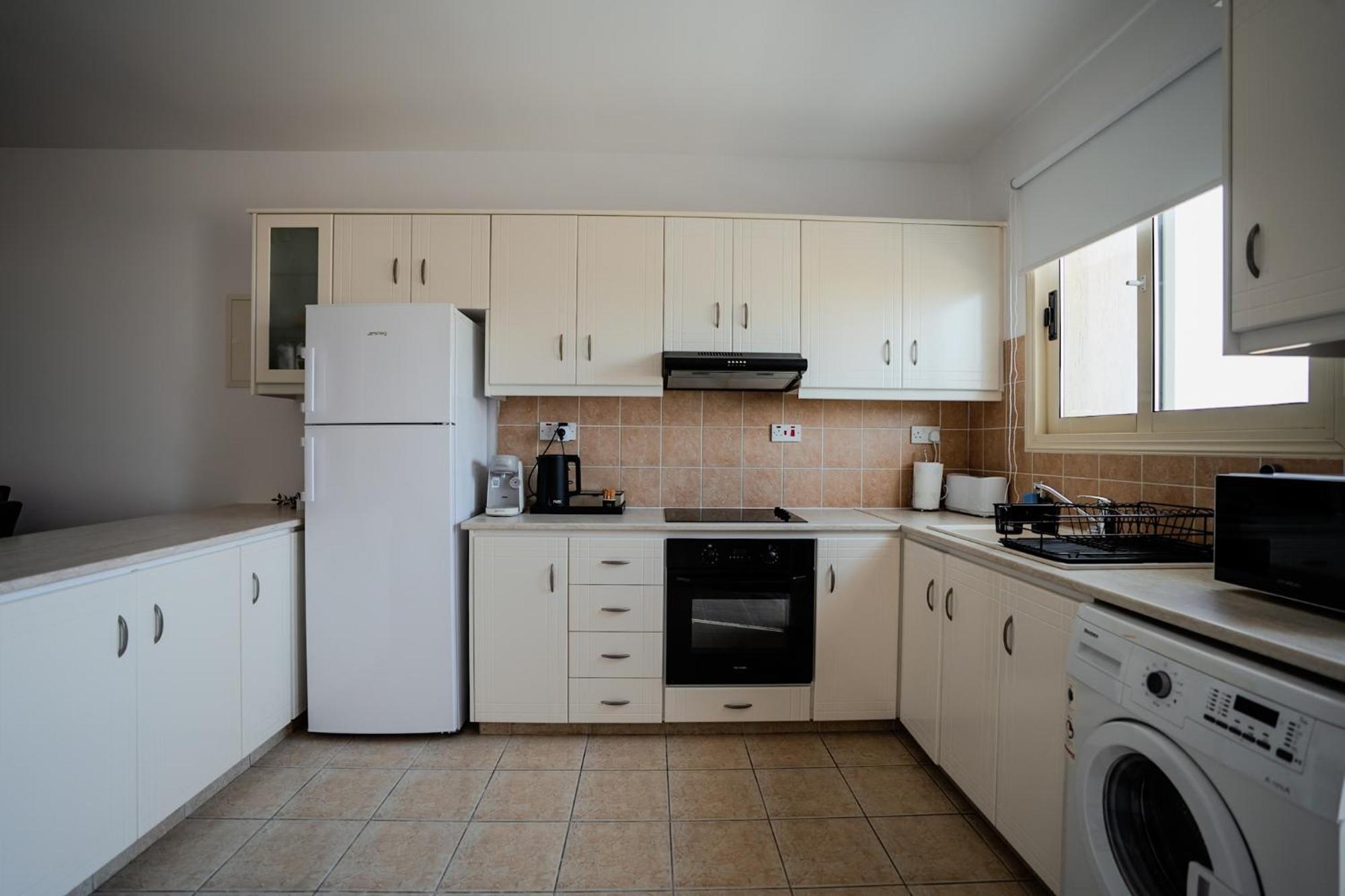 Anna's Place 2b, Paphos, Pool Apartament Pafos